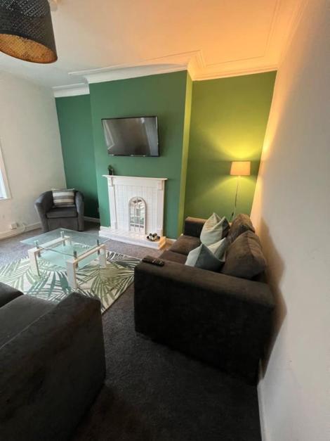 לידס Moorfield Street Guesthouse מראה חיצוני תמונה