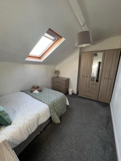 לידס Moorfield Street Guesthouse מראה חיצוני תמונה